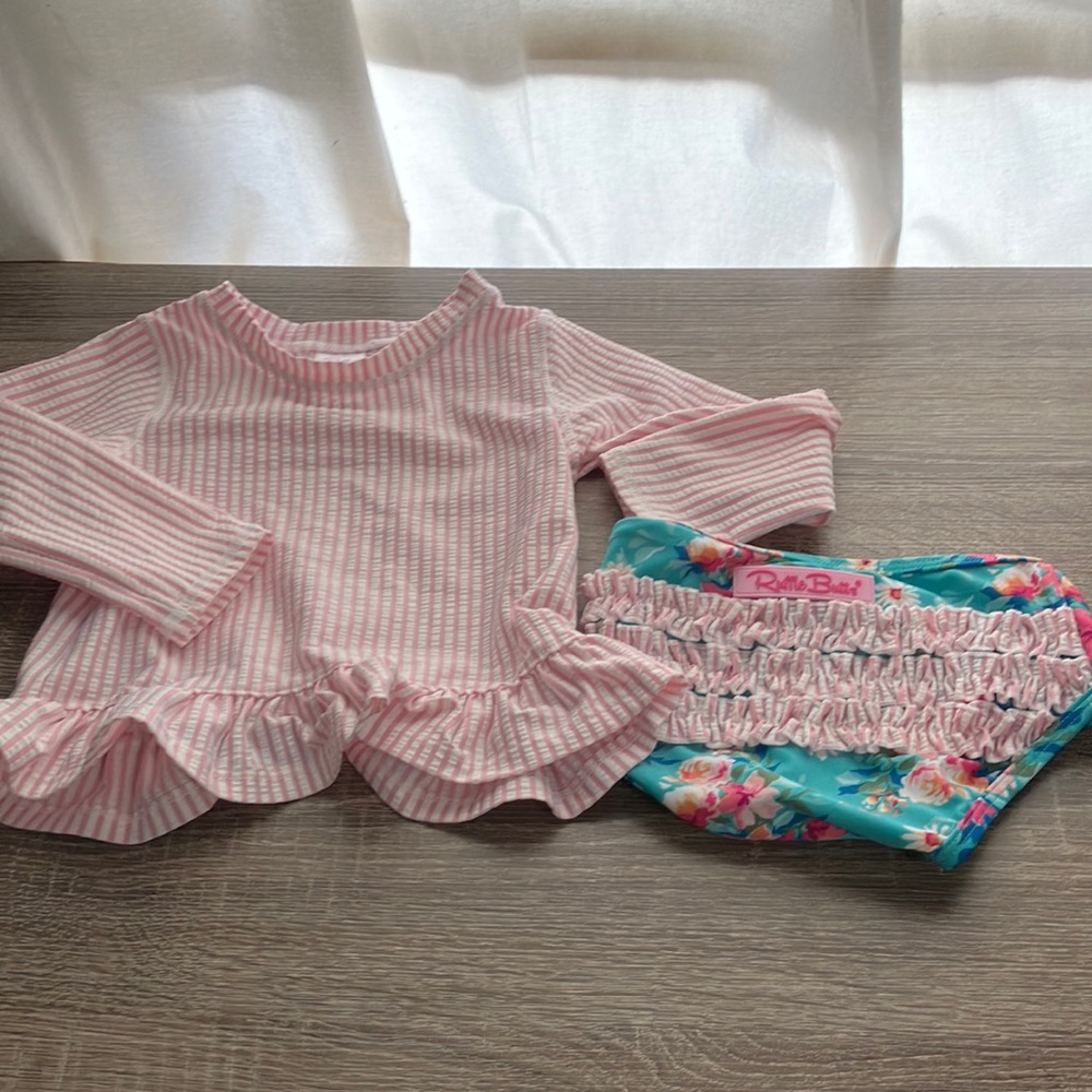 Ruffle Butts swim